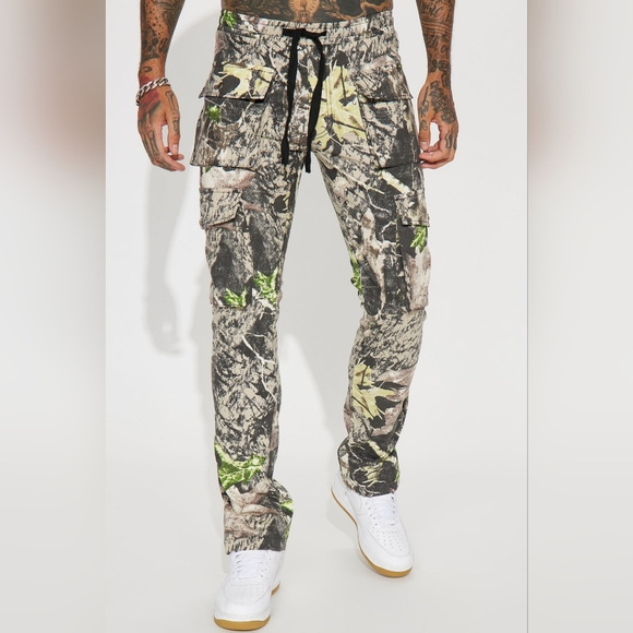 Camouflage Cargo Pants - Picture 1 of 8